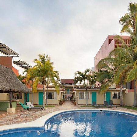 Bungalows Las Arenas San Patricio Melaque Luaran gambar