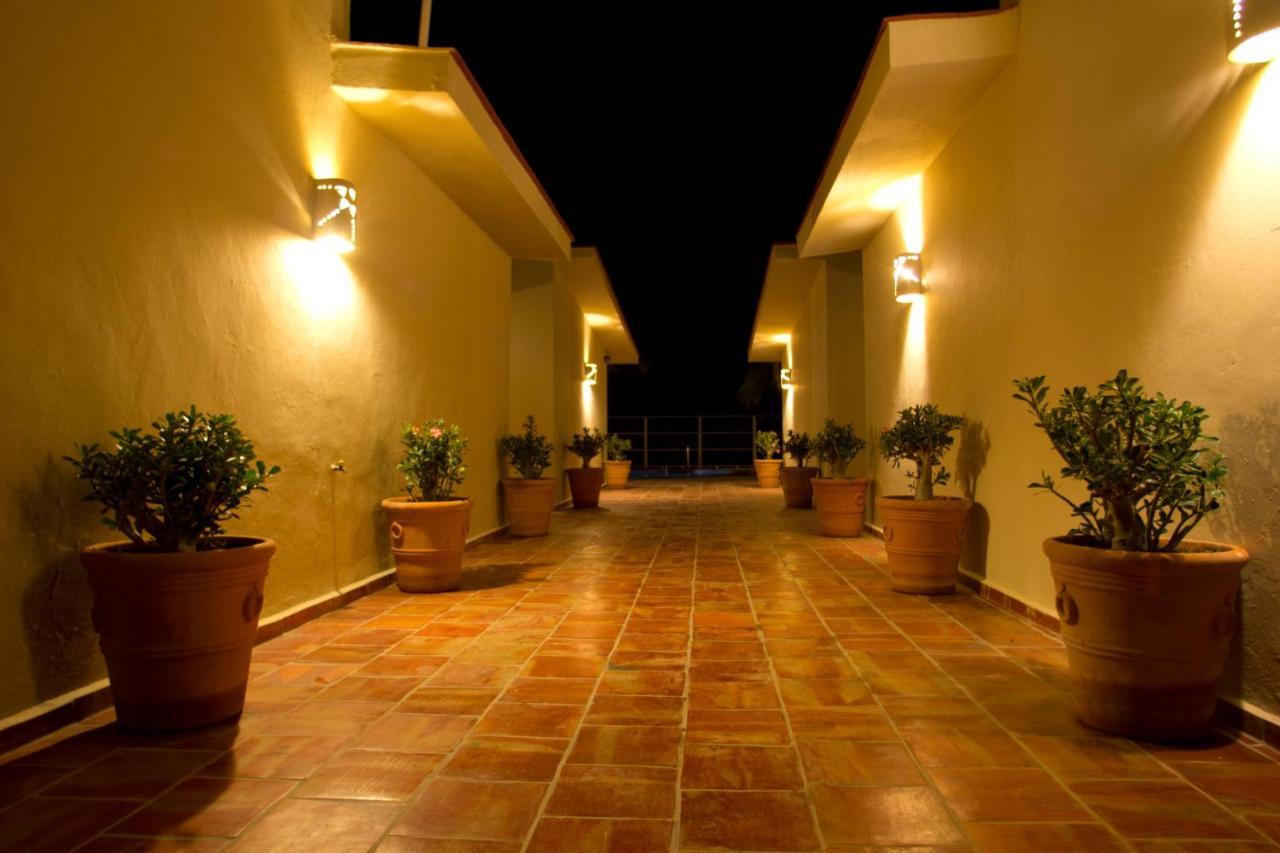 Bungalows Las Arenas San Patricio Melaque Luaran gambar