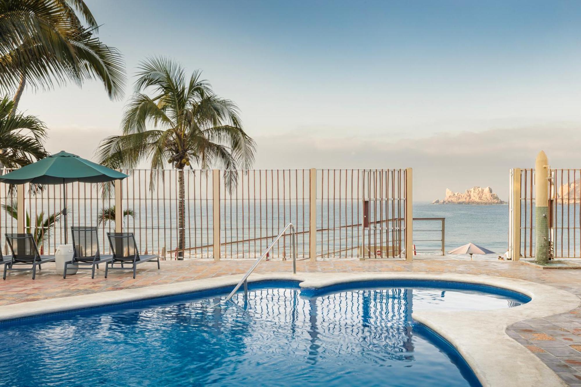 Bungalows Las Arenas San Patricio Melaque Luaran gambar
